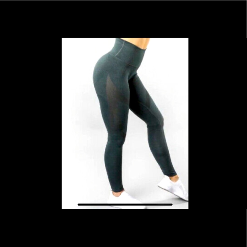 Alphalete Aero Leggings